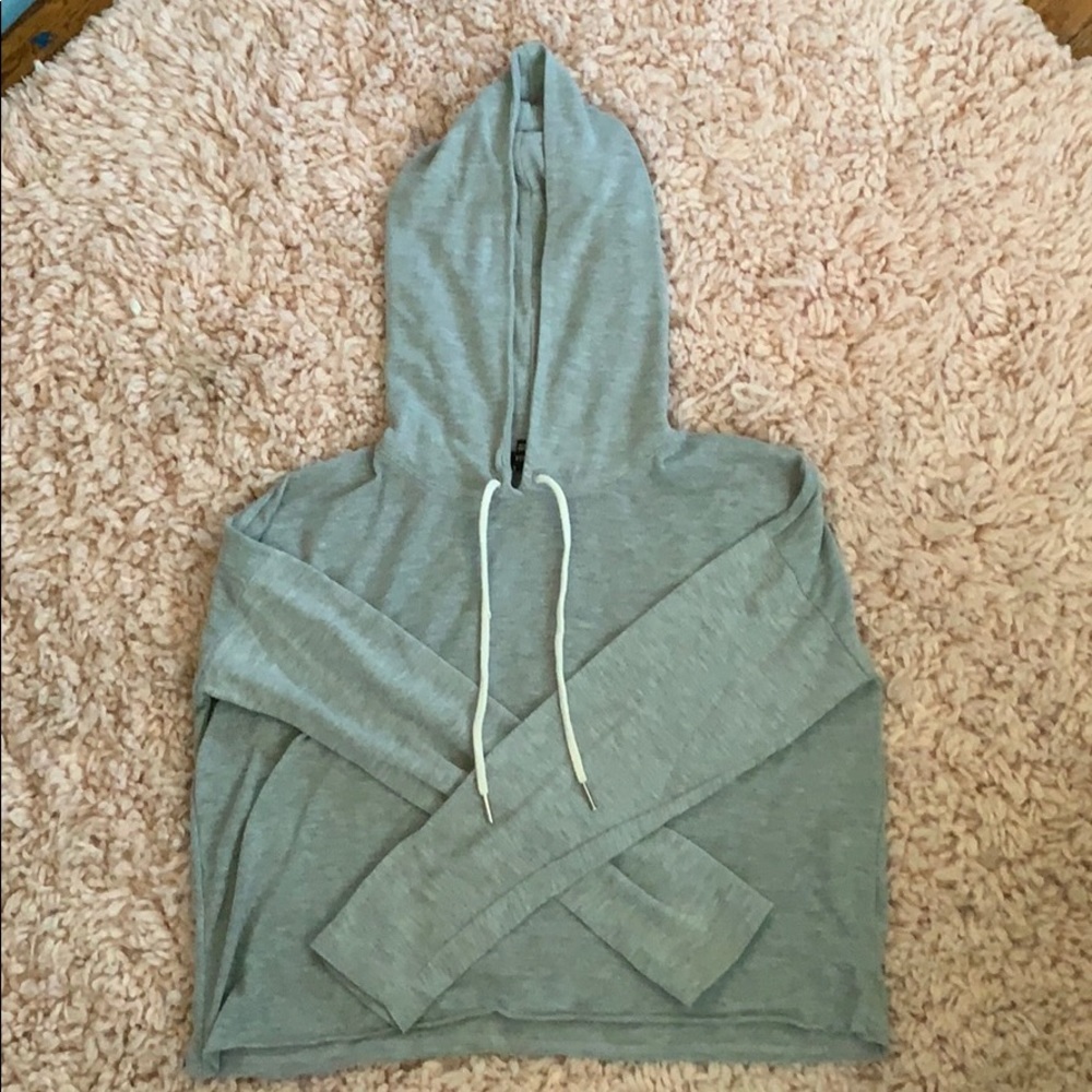 Forever 21 cropped grey hoodie